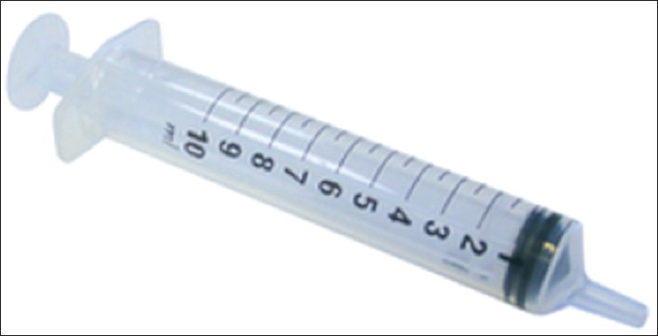 Figure 2: Sterile syringe with label can be differentiated from syringes with saline or other agents to prevent harm to patient or surgeon